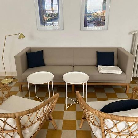 Beautiful Garden Apartment Steps From The Beach Menton Eksteriør billede