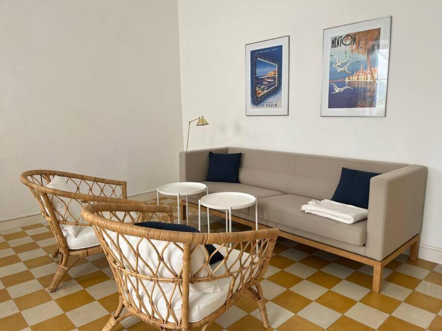 Beautiful Garden Apartment Steps From The Beach Menton Eksteriør billede
